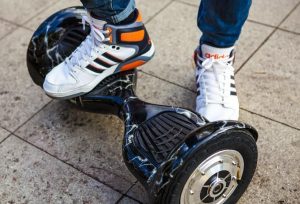 giroskuter-smartway-molnii